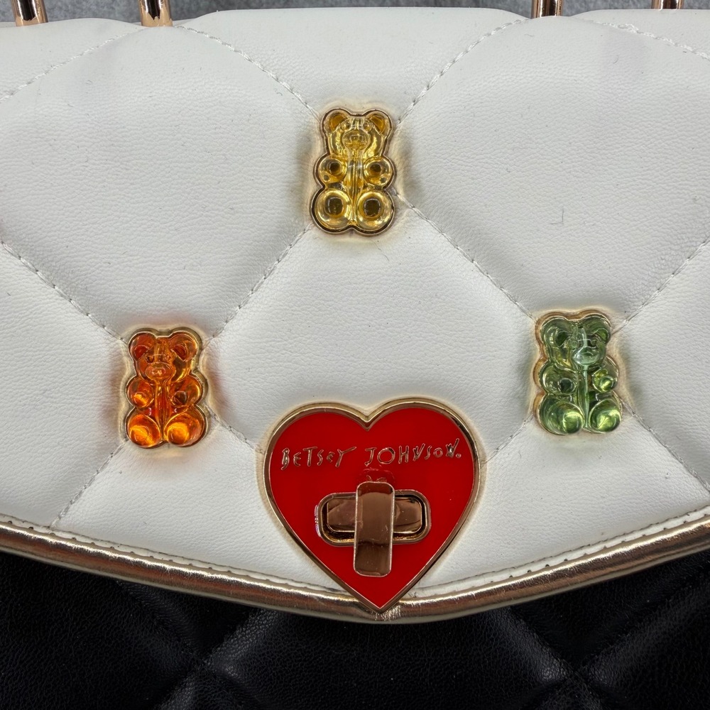 Betsey Johnson Gummy Bear Quilted Satchel Crossbody Bag Black White Rainbow Hear - Picture 4 of 13
